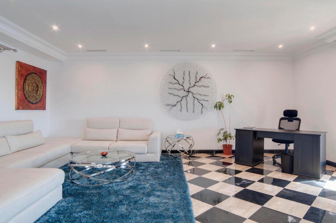 Ferienwohnung 218 Puerto Banus Marbella Front Line 270 Meters Exterior foto